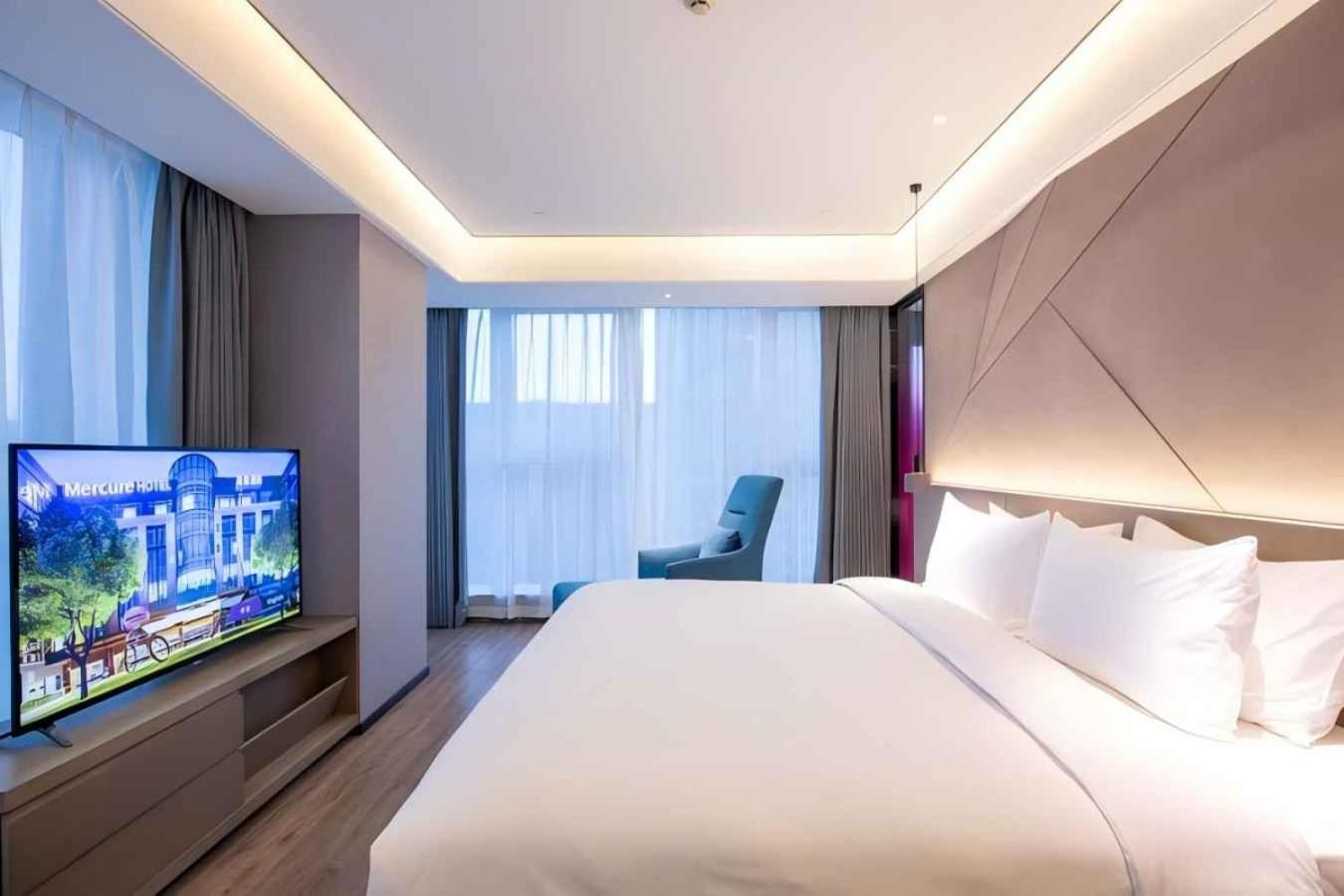 Mercure Xining Haihu Cbd Hotel Екстериор снимка